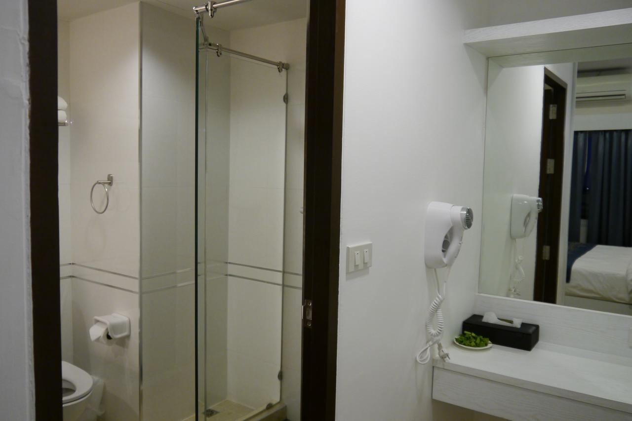 Lertnimit Hotel Chaiyaphum Eksteriør bilde