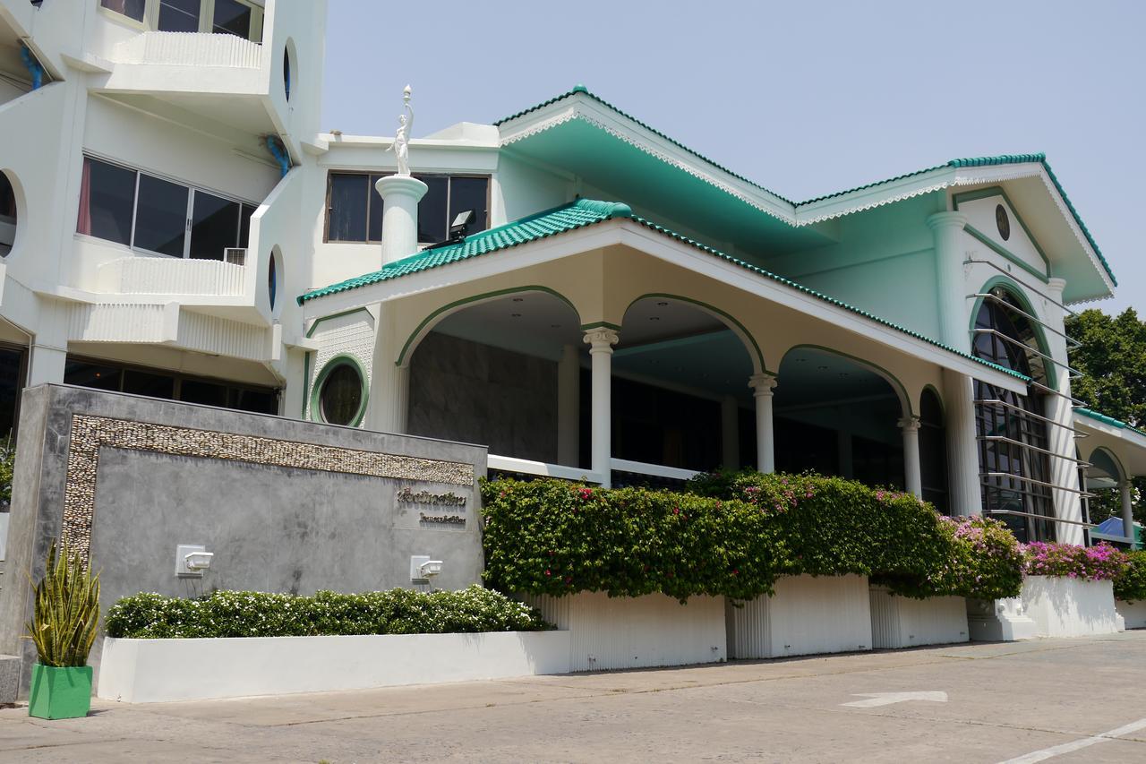 Lertnimit Hotel Chaiyaphum Eksteriør bilde