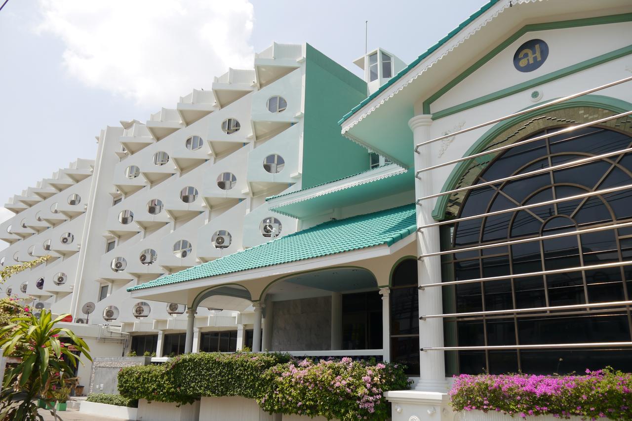 Lertnimit Hotel Chaiyaphum Eksteriør bilde